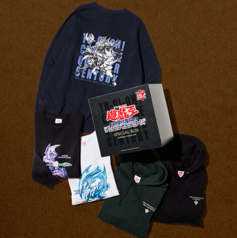 25th anniversary sweatshirt box set with an original design and a “Blue-Eyes Toon Dragon” card with the GU logo